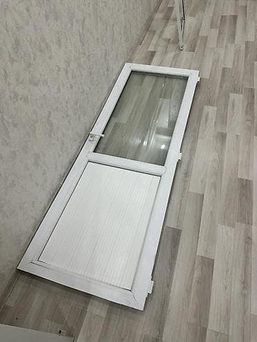 islenmis plastik pencerelerin satisi: Plastik qapı ağcaqanad toru ilə birlikdə, birgözlü pğncərə və pəncərə — 3