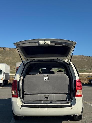 keys sat: Kia Carnival: 2.2 l | 2011 il Van/Minivan — 6