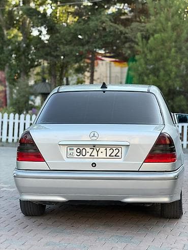 vaz 21 02: Mercedes-Benz C-Class: 1.8 l | 2000 il Sedan — 6