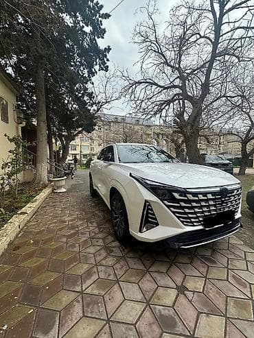 islenmis avtomobiller: Changan Uni-Z: 1.5 l | 2025 il 40000 km Krossover — 3
