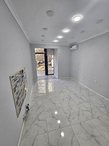 kirayə mkr: İcarəyə obyekt – vitrinli küçə səviyyəsində sahə - Şüşə giriş qapısı — 5