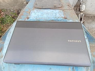 hp pavilion 2000: Samsung noutbuk. Böyük ekranlı korpusla təqdim olunur. Şəkillərdən — 2