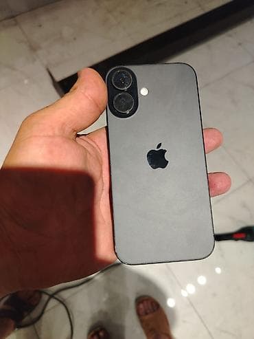 apple 5 s: IPhone 16, 128 GB, Qara — 3