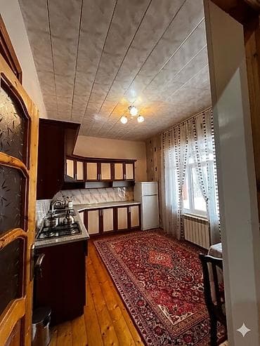 evle masin barter: Ev 3 sot torpaqda tikilib. Yeni tikilidir. 4 otaqdan ibaretdir. Kombi — 10