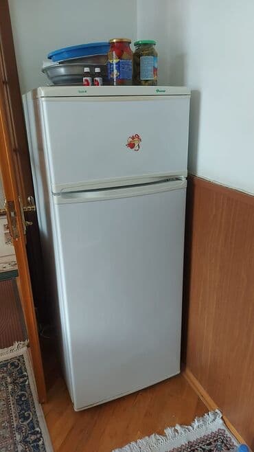 soyuducu arçelik: Soyuducu tam işləkdir. Temirde olmuyub. Evden satiş.220 azn Unvan — 2