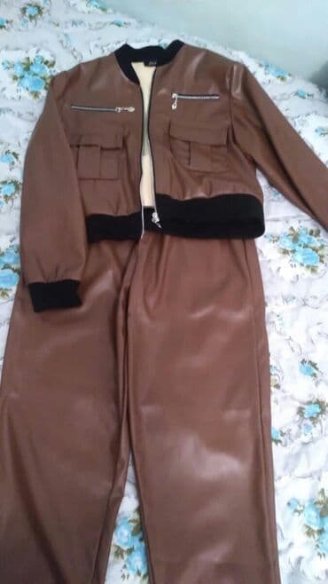 детский костюм ковбоя: Dəstdi. Təzədi, geynilməyib. 40-46 razmerə kimi geyinilə bilər. 30 — 1