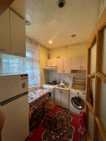 gunəşlidə kirayə evlər: Ev Memar Əcəmi metrosundan 15 dəqiqə məsafədə yerləşir.İşıqı qazı suyu — 5