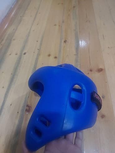 gitara satilir: TopTen kask A klass M razmer Mavi reng Cırığı falan yoxdur Tecili — 2