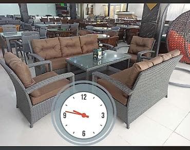 Yeni, 2 divan, Həsir toxunuşlu