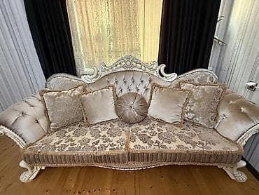 metbex olculeri: Klassik üslubda yumşaq mebel dəsti - Tərkib: 1 geniş divan + 2 ədəd — 1