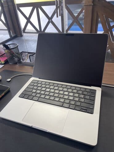 apple ноутбук бу: 14 inch macbook pro m3 pro Kompyuteri ozum amerikadan getirmisem — 8