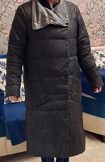 qara palto: Qadın uzun şişme palto - Rəng: qara - Model: dizdən aşağı uzunluqda — 2