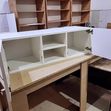 тумбочка офисная: ☑️ Laminatdan hazırlanmış divar rəfi. Rusiya istehsalı materialdan — 2