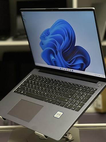 par utu: ◽Model : Huawei Matebook D16 ◽Prosessor : İntel core I5-12450H 2.80 — 9