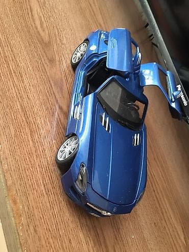 cd disk: Mercedes‑Benz SLS AMG maket modeli (miqyas ehtimalən 1:18) - Rəng — 4
