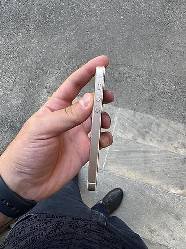 iphone ipad: IPhone SE, 16 GB, Qızılı — 5