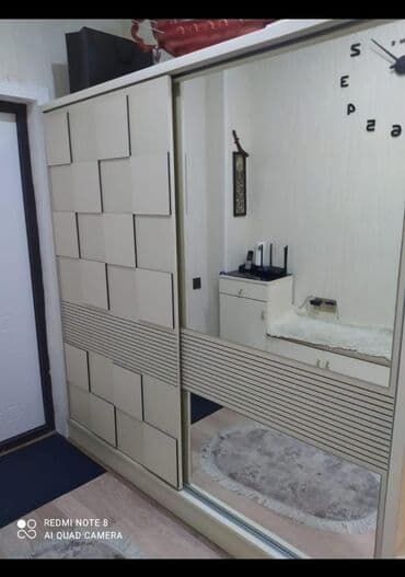 köçlə əlaqədar: Qarderob, paltar dolabı — 1