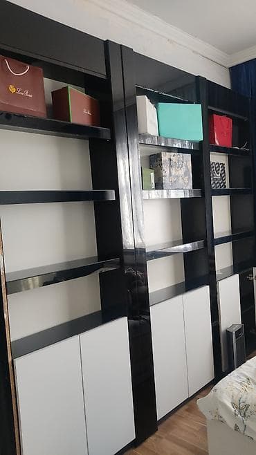 fatime etir: Ətir vitrini satilir 450 azn tecili endirim olacag real adama endirim — 3