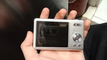 фотоаппарат nikon coolpix aw130: Kompakt rəqəmsal fotoaparat – gümüşü korpus Xüsusiyyətlər: - 4K Mega — 2