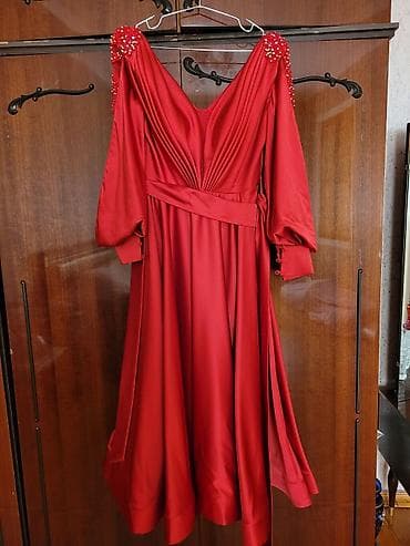 Женская одежда: Birce defe Nisan ucun geyinilib. Balaca olur deye satilir 65m — 6