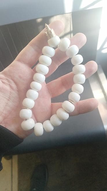 Бижутерия: Keramika təsbehler satilir. əl isidir iceride hazirlanib. 6 ədəddir — 2