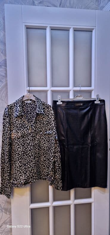 Qadın geyim dəsti - Üst: “PHARD” markalı uzunqol köynək. Qara