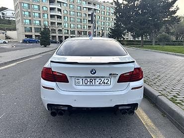 faw oley 2013: BMW 5 Series (F10) sedan – ağ rəng, M paketli eksteryer Xüsusiyyətlər — 6