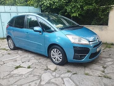 star c4: Citroën C4 Picasso – mavi rəngli kompakt MPV Xüsusiyyətlər: - Kuzov — 3
