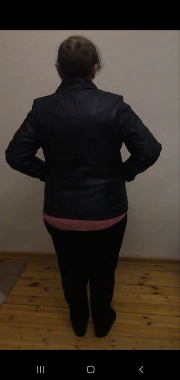 endirimli qadın geyimleri: Qadinlar ucun tebii dəri geyimler. Tezedi hamsi. Magaza baglanibdi — 9