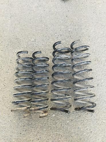 Аксессуары и тюнинг: Mersedes 4 goz purjinleri ela veziyyetde qirigi yox 2 eded qabaq 2 — 1