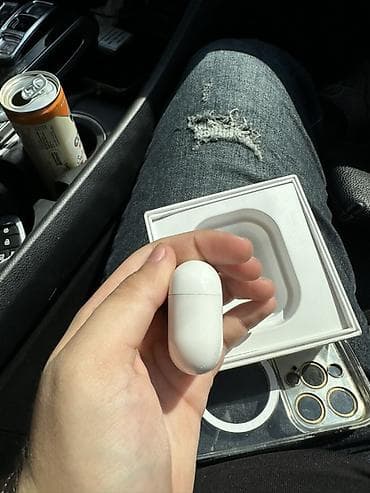 Qulaqcıqlar: Salam Airpods pro 2 karobkasi adapteri falan her sheyi var — 5