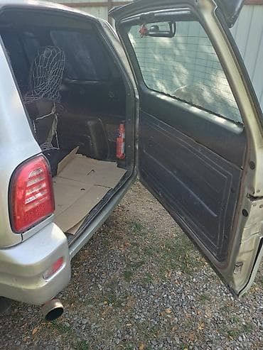 kohnə maşın bazarı: Toyota RAV4: 2 l | 1996 il Ofrouder/SUV — 7