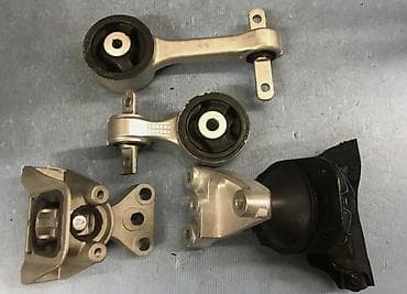 kayu moto: Mühərrik yastıqları və dayaqları — komplekt e-class ucun motor — 1