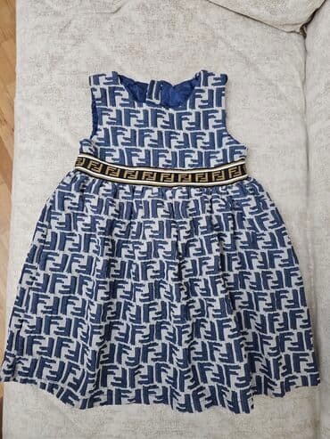 uzun kurtqa: Ushaq paltarlari desti xaricden alinib az geyinilib ela veziyyetde — 2