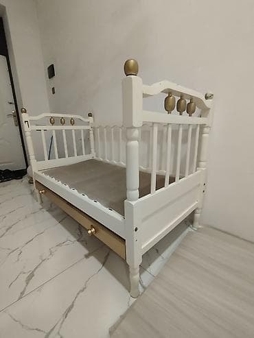 taxtadan: Oğlan və qız üçün, Çarpayı, Bazasız, Matrassız, Siyirməli — 1