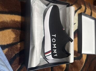 черные мужские водолазки: Qara rəngli, üzərində iri Puma loqosu olan klassik kişi köynəyi — 17