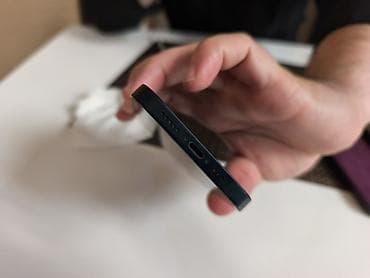 bir telecom: IPhone 13, 128 GB, Qara — 6