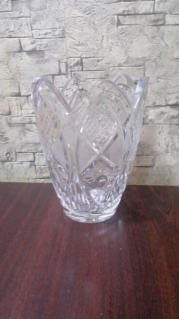 vitrin dekor: Vaza dəsti, Xrustal — 1