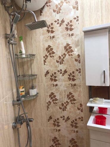 ev certiyojları: 5 otaqlı, 310 kv. m, Orta təmir — 9