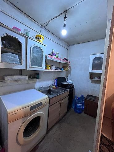 8 ci mkr: Elani axira qeder oxuyun. insaatcilar metrosuna 5 deqiqeliy mesafede — 3