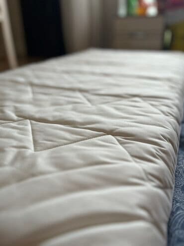 Otaq bitkiləri: Oğlan və qız üçün, Dördbucaq, Beşik, Dəstsiz, Matras ilə, Yellənmə mexanizmsiz — 10