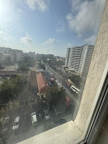 ev kiraye: Məkan: çoxmərtəbəli yaşayış binasında mənzil Təsvir: - Şəhər — 1