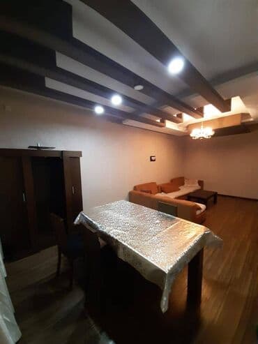 kirayə əcəmi: Memar Əcəmi metro stansiyası yaxınlığında, McDonald's-ın yanında — 20