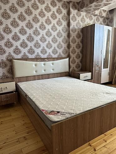 Двуспальная кровать, Шкаф, 2 тумбы, Б/у — 2