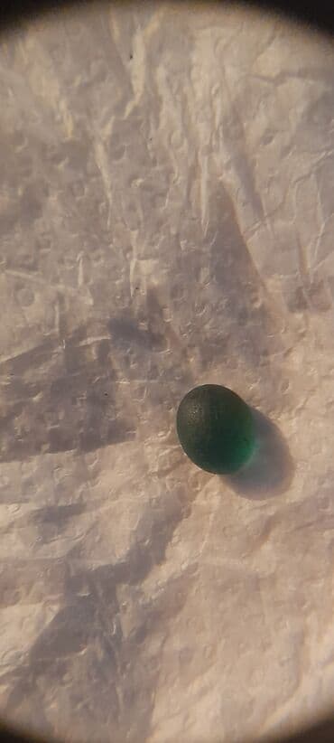 сколько стоит пальма: Yaşıl şüşə boncuk – yarımşəffaf, kiçik ölçülü, yumru/oval formalı — 3