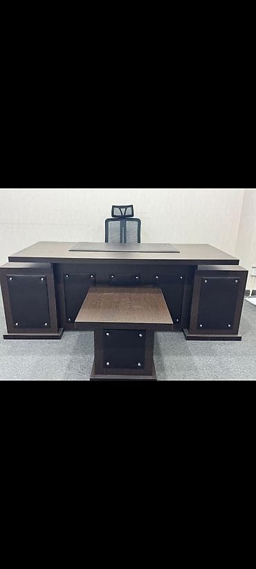 dirəklər: Ofis masası – SS4164 - Model: Direktor/menecer tipli geniş ofis — 1