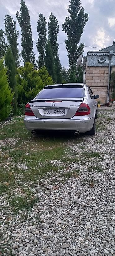 karobka yagi: Mercedes-Benz E-Class W211 (E240) sedan - Kuzov: sedan, gümüşü rəng - — 2