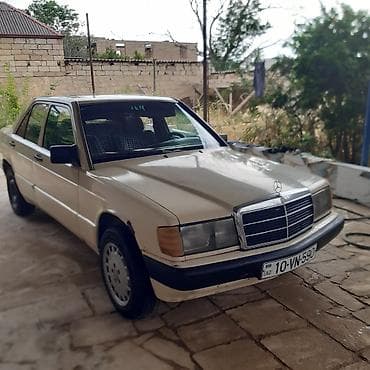 diffuser satisi: Mercedes-Benz 190 (W201): 2 l | 1990 il Sedan — 7