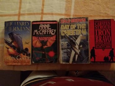 книги на английском бишкек: Книги на английском языке в хорошем состояние.Цена 5 маната. есть — 2