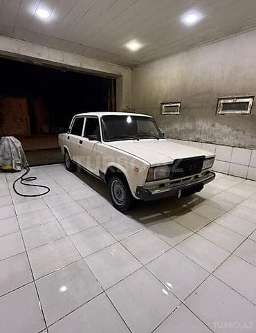 masinlar 011: VAZ (LADA) 2107: 1.5 l | 1995 il 391685 km Sedan — 6